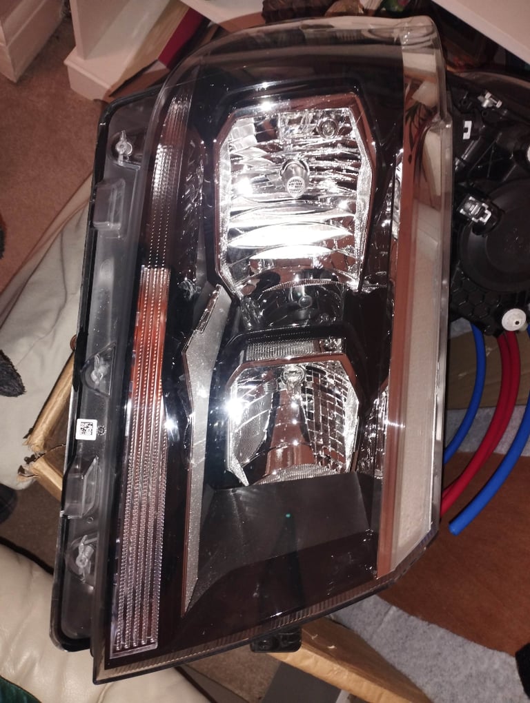 Headlights unit Volkswagen Crafter 