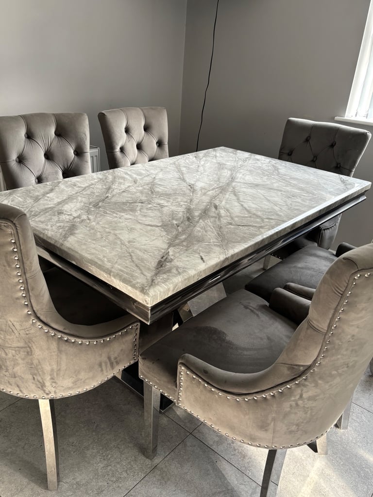 6 seater dining table with chairs 