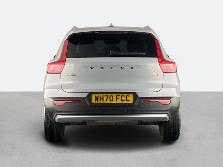 2020 Volvo XC40 2.0 B4P Inscription Pro 5dr Auto Crossover/SUV PETROL Automatic