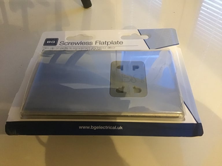 image for BG Screwless Flat Plate Brushed Stainless Steel Shaver Socket Dual Voltage 115/230V