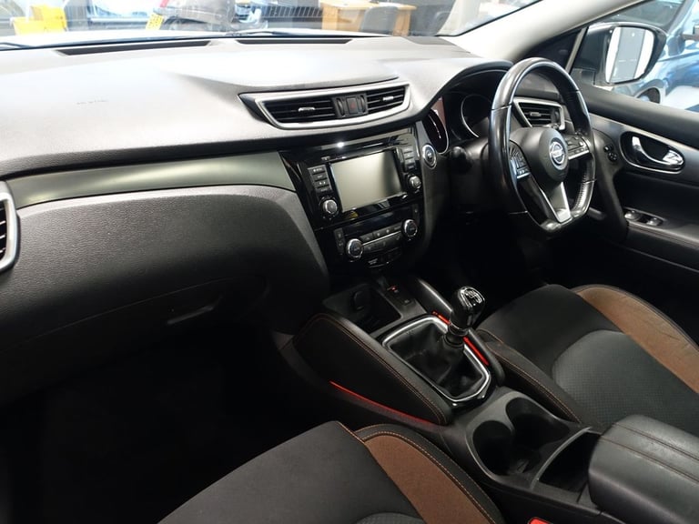 2019 Nissan Qashqai 1.3 DIG-T N-Motion SUV 5dr Petrol Manual Euro 6 (s/s) (140 ps) HATCHBACK Petr...