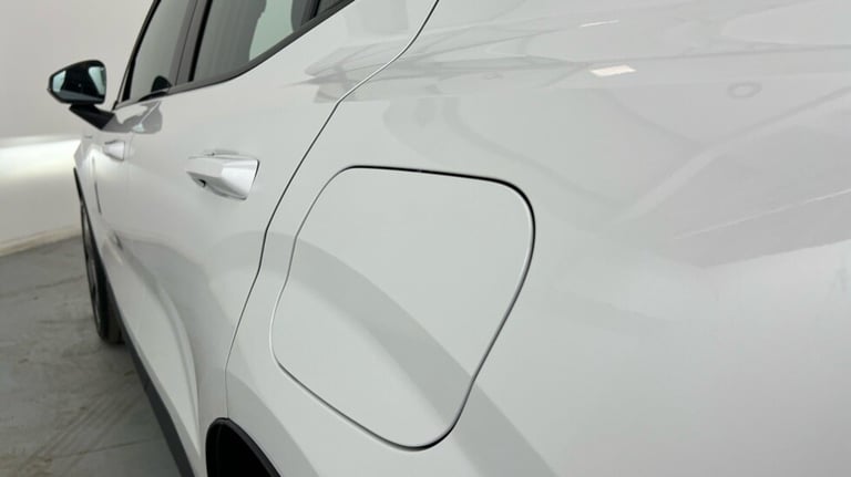 2025 Volvo EX30 Plus, Single Motor Extended Range, Electric Estate Electric Automatic