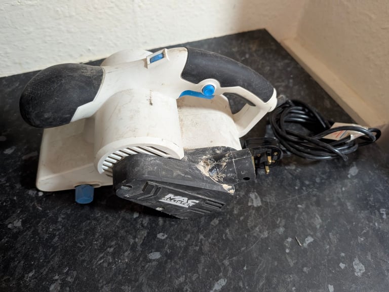 Mac Allister belt sander.