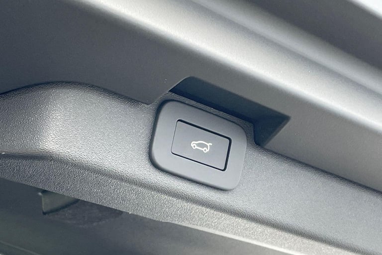 2025 Land Rover Discovery 3.0 D350 MHEV Dynamic HSE SUV 5dr Diesel Auto 4WD Euro 6 (s/s) (350 ps)...