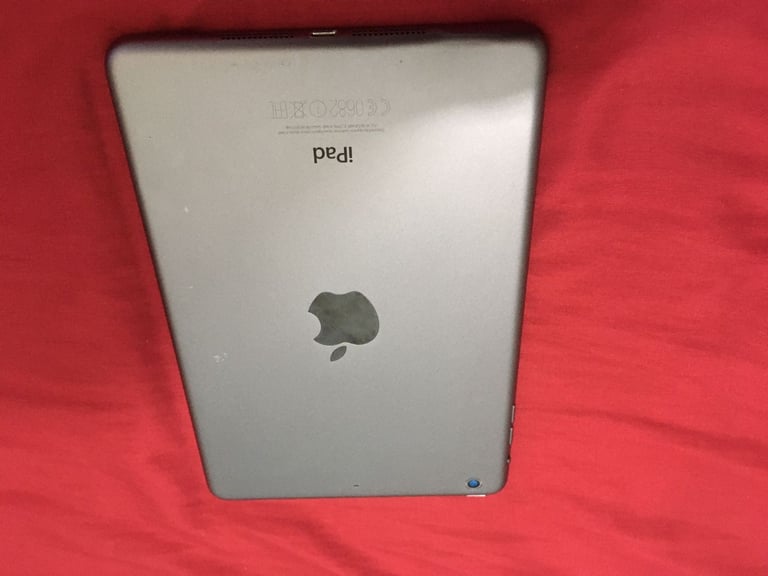 IPad Mini 2 (32GB) in Space Grey for sale 