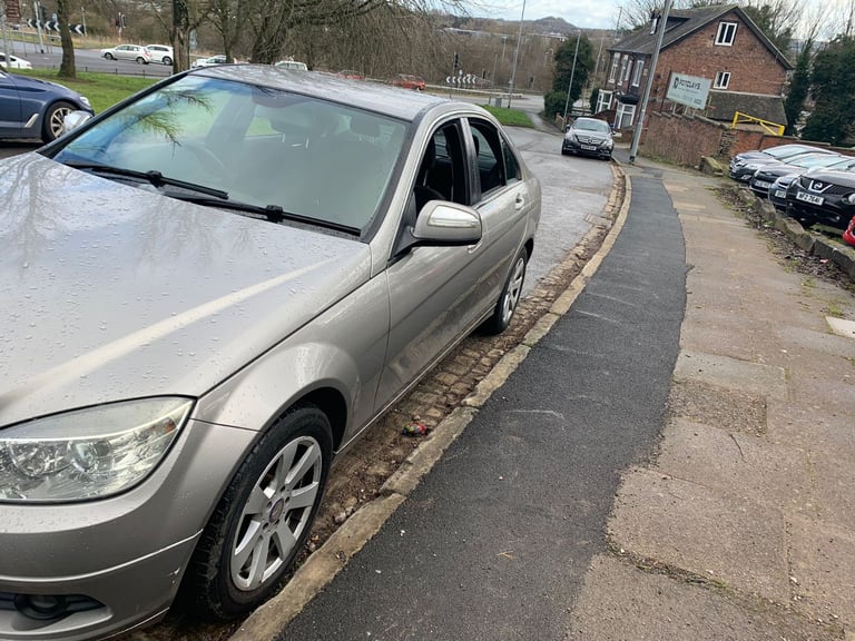 Mercedes-Benz C180 SE Kompressor 1.8L Petrol!