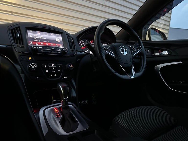 2016 Vauxhall Insignia 2.0 CDTi SRi VX Line Nav Sports Tourer Auto Euro 6 5dr ESTATE Diesel Autom...
