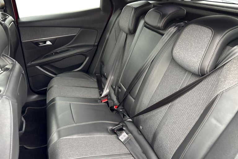 2020 Peugeot 3008 1.6 Hybrid4 300 GT Line 5dr e-EAT8 HATCHBACK PETROL/ELECTRIC Manual