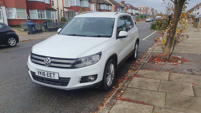 2016 Volkswagen Tiguan 2.0 TDI Match Bluemotion,,,ulez free,,,