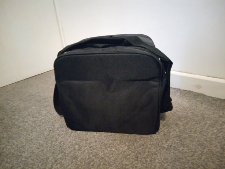 Mackie SRM150 compact active PA/monitor speaker