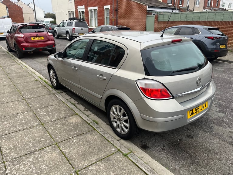 VAUXHALL ASTRA AUTOMATIC 1.8 PETROL PORTSMOUTH 
