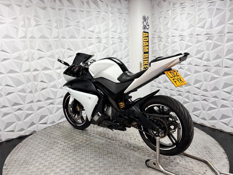 2012 Yamaha YZF-R125 *WARRANTY PROVIDED*