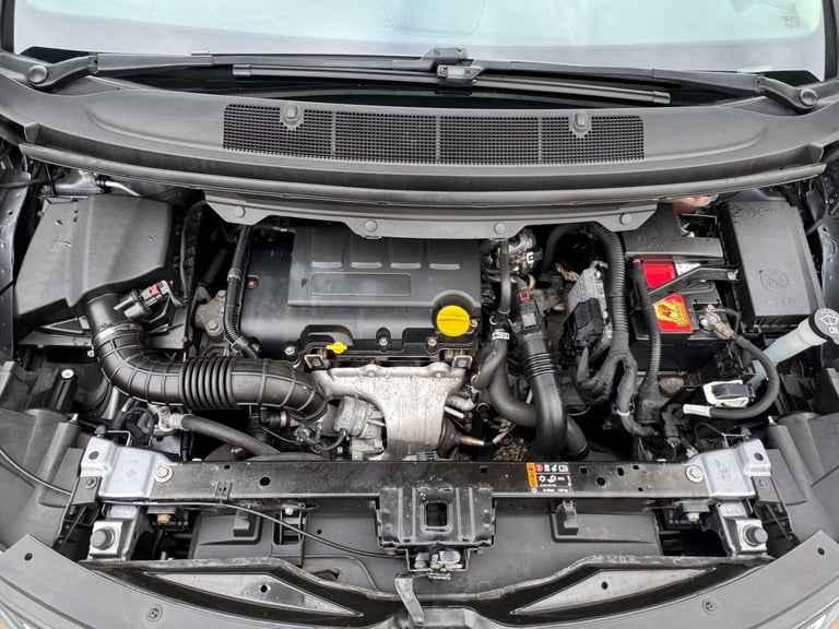 2017 Vauxhall Zafira Tourer 1.4 Zafira Tourer Design T 5dr MPV Petrol Manual