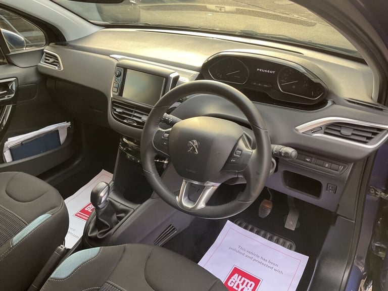 2015 Peugeot 208 1.4 HDi Allure 5dr HATCHBACK DIESEL Manual