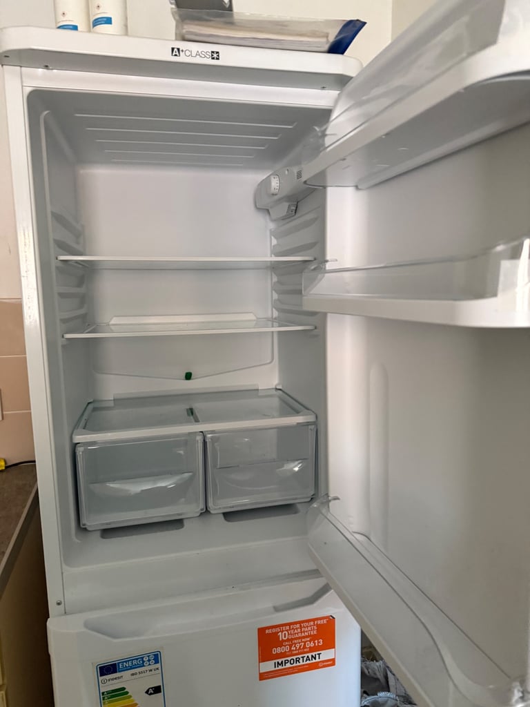 Fridge freezer