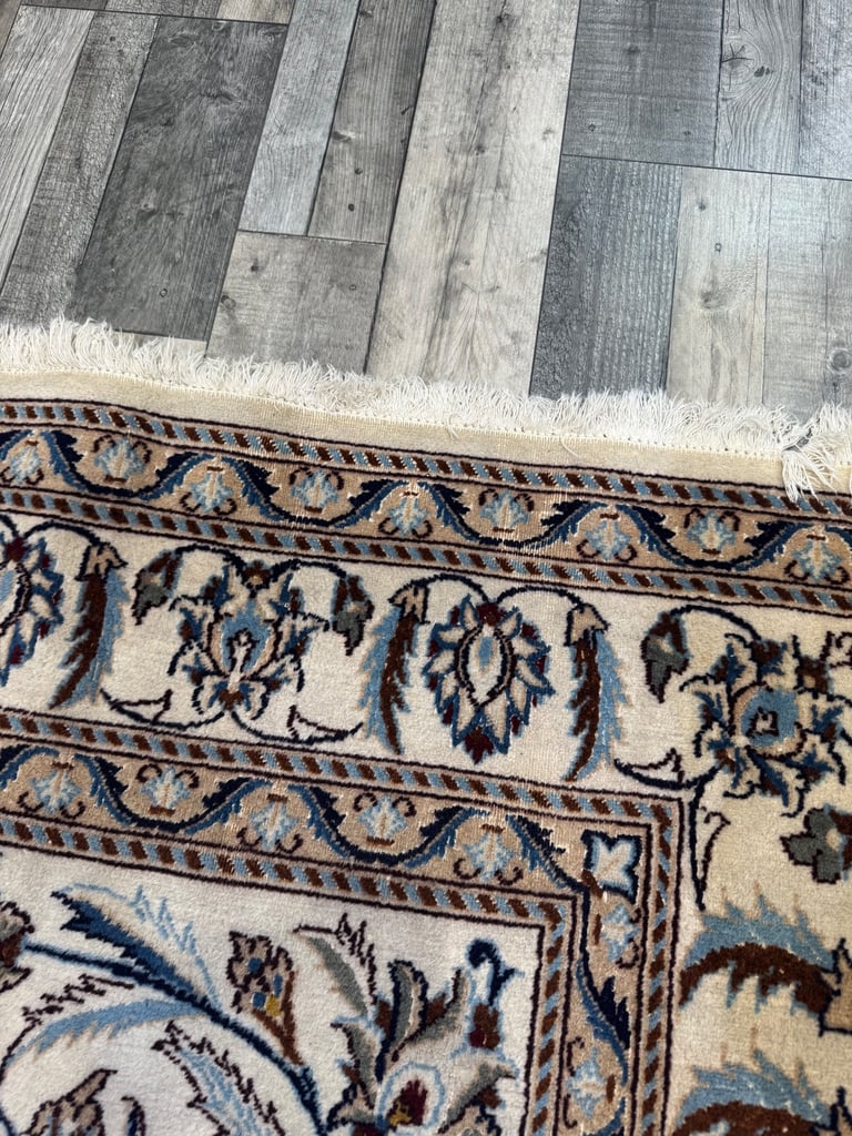 Very Rare and fine handmade Persian Naine rug 310 x 200 cm 