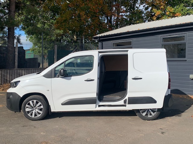  Peugeot Partner 1000 1.5 BlueHDi 100 Professional Van Diesel