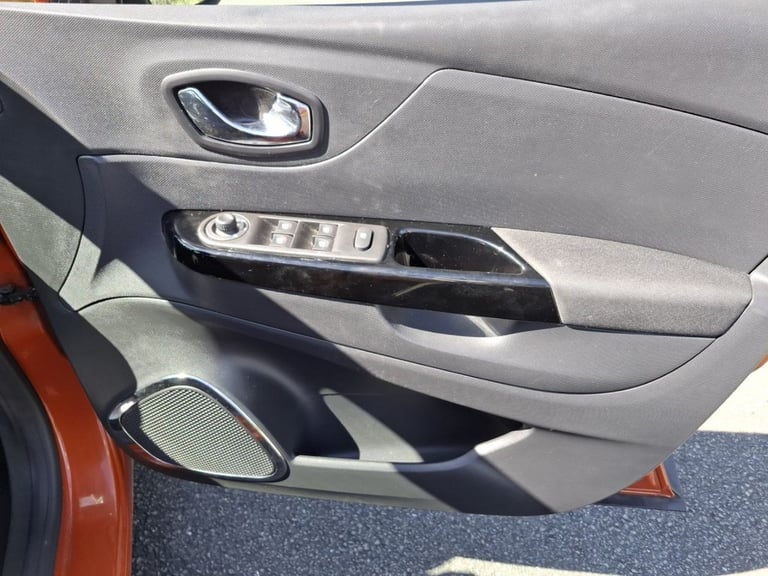 2014 Renault Captur 0.9 TCe ENERGY Dynamique MediaNav SUV 5dr Petrol Manual Euro 5 (s/s) (90 ps H...