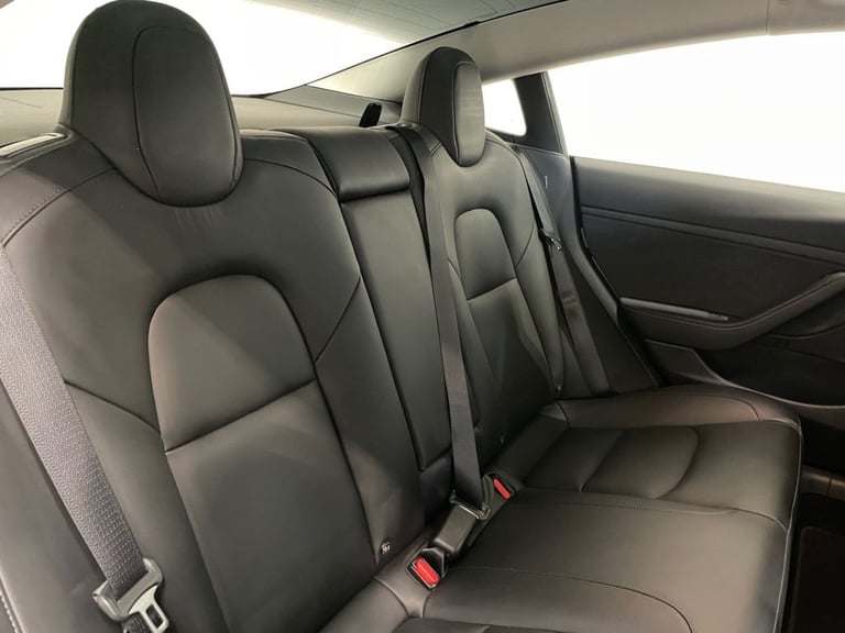 2021 Tesla Model 3 (Dual Motor) Long Range Saloon 4dr Electric Auto 4WDE (346 ps) Saloon ELECTRIC...