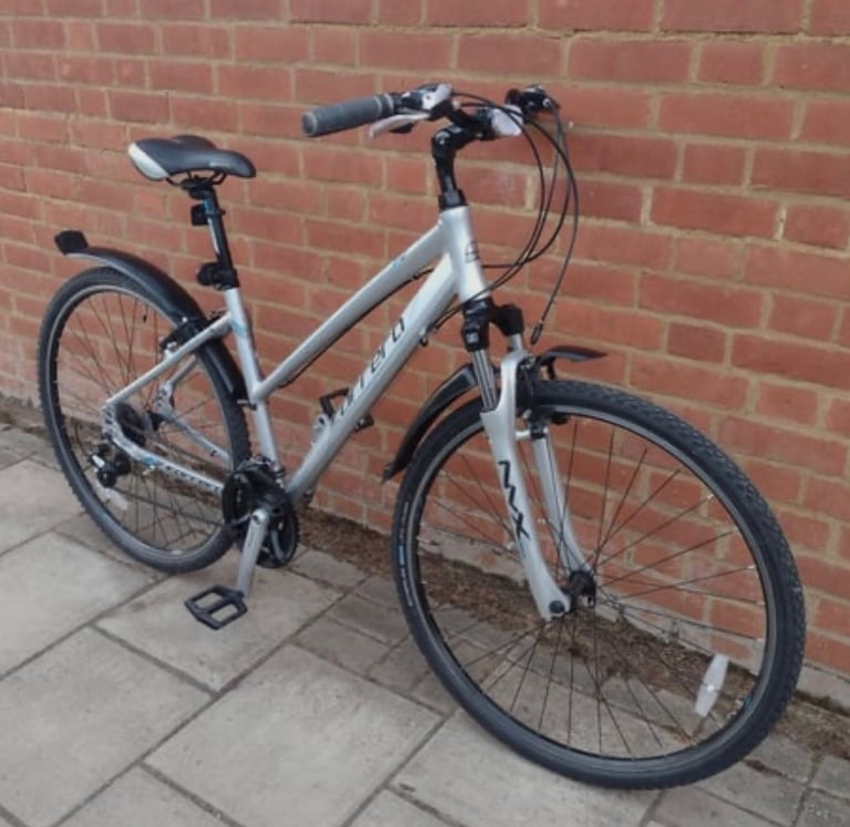 Ladies 'Carrera Crosspath' Hybrid Bike