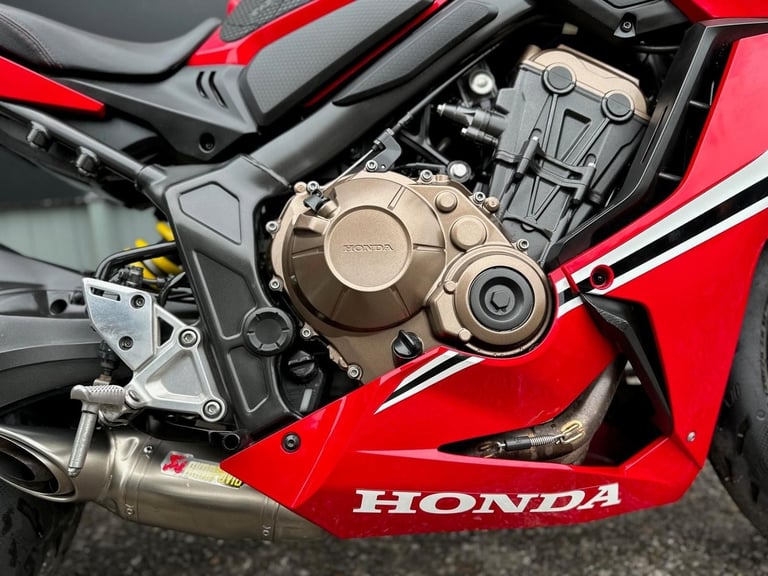 Stunning 2019/19 Honda CBR650R Motorcycle 