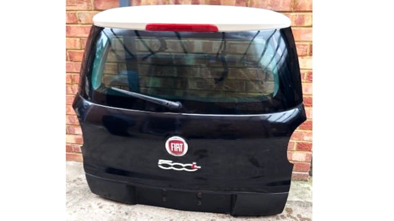 image for 2014 FIAT 500L TAILGATE BOOT LID IN BLACK 909/B WITH WHITE TOP TRIM