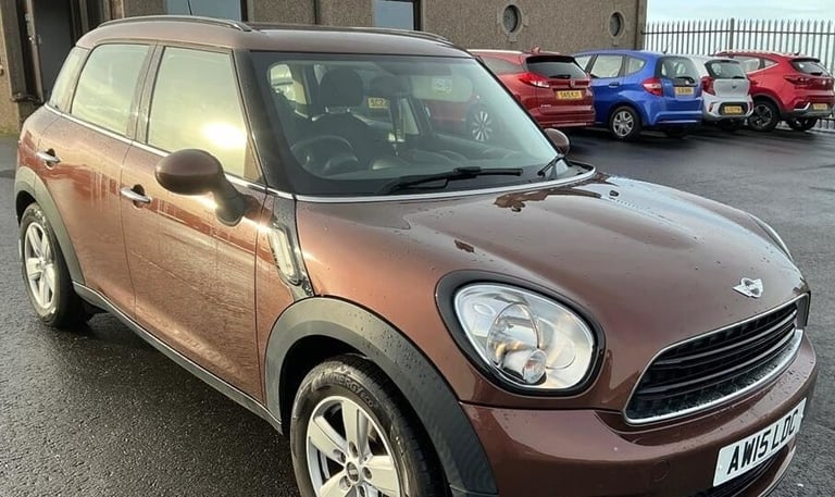 2015 MINI Countryman 1.6 Cooper 5dr Automatic **LOW MILEAGE*ONLY 23000 MILES FROM NEW** HATCHBACK...