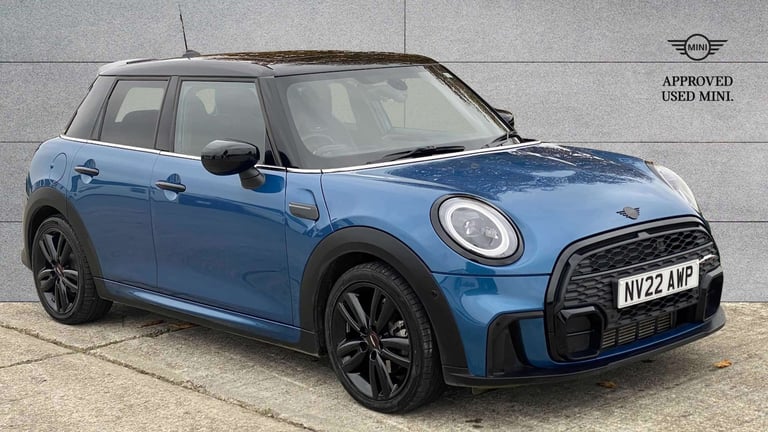 image for 2022 MINI Hatch 1.5 Cooper Sport 5dr Auto Hatchback Petrol Automatic