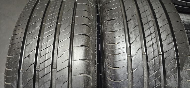 205 55 16   2 x tyres Goodyear Efficient Grip Performance 2