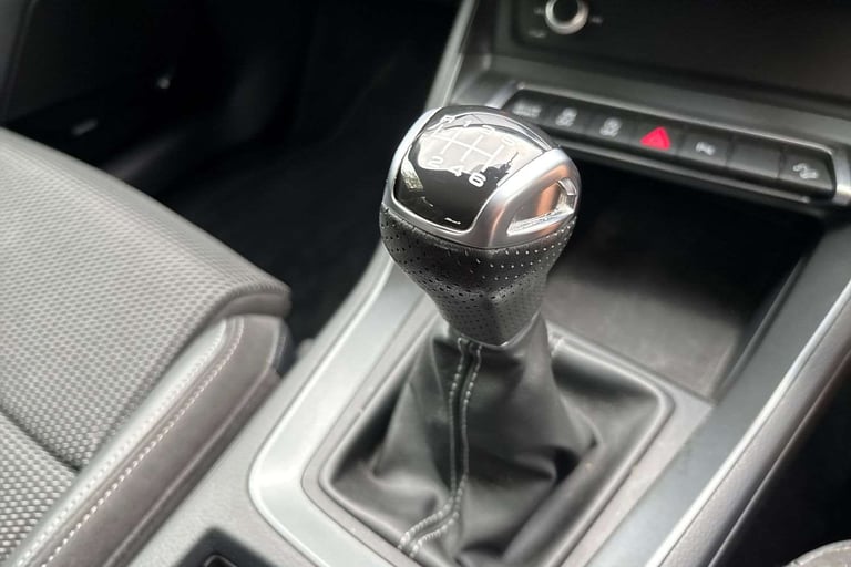 2022 Audi Q3 35 TFSI S Line 5dr ESTATE PETROL Manual