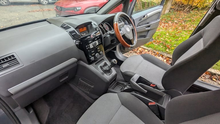 2013 Vauxhall Zafira 1.7 CDTi ecoFLEX Exclusiv [110] 5dr MPV Diesel Manual