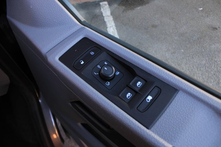 2022 Volkswagen Transporter 2.0 TDI T30 Highline FWD LWB Euro 6 (s/s) 5dr PANEL VAN Diesel Manual