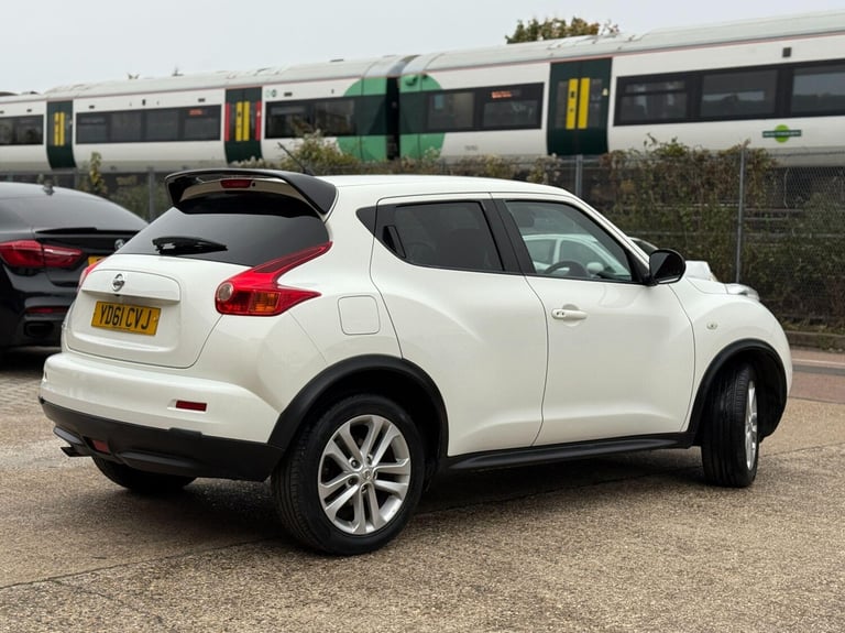 2011 Nissan Juke 1.6 Tekna Euro 5 5dr HATCHBACK Petrol Manual