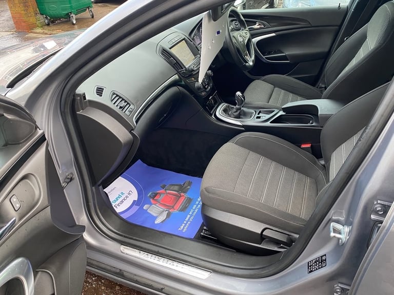 2016 Vauxhall Insignia 1.6 CDTi SRi Vx-line Nav 5dr [Start Stop] HATCHBACK Diesel Manual