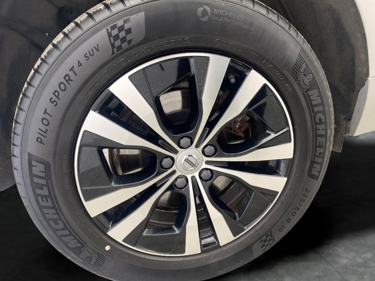 2021 Volvo XC60 2.0h T6 Recharge 11.6kWh Inscription Expression SUV 5dr Petrol Plug-in Hybr Suv P...