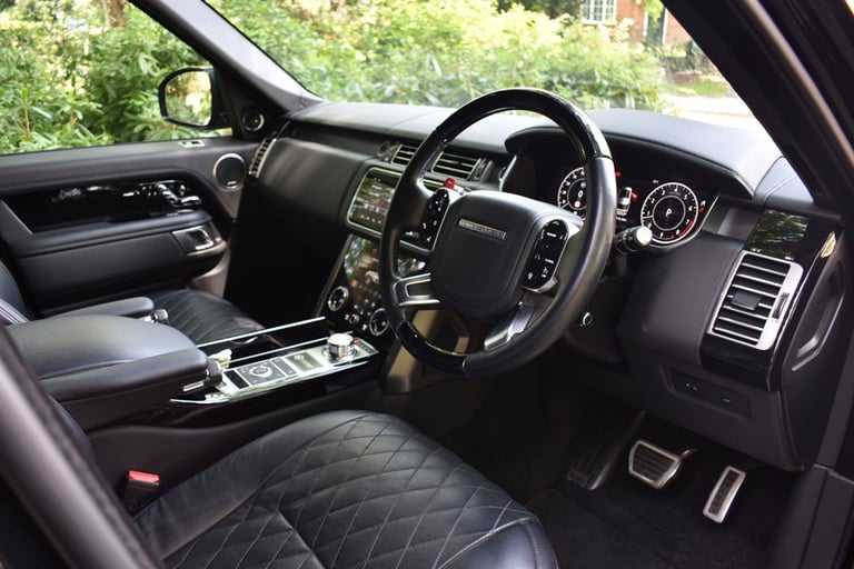 2021 Land Rover Range Rover V8 SVAUTOBIOGRAPHY DYNAMIC+REAR ENTERTAINMENT! Estate Petrol Automatic