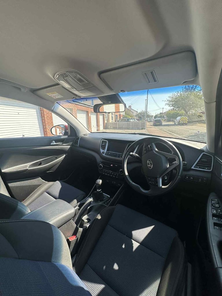 Hyundai, TUCSON, Estate, 2016, Manual, 1995 (cc), 5 doors