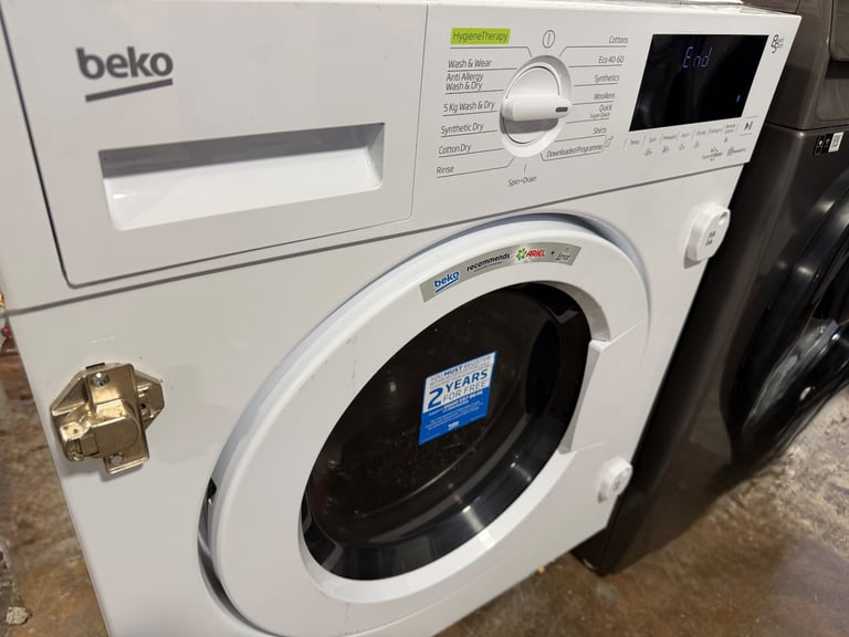 BEKO BUILT IN WASHER & DRYER 
