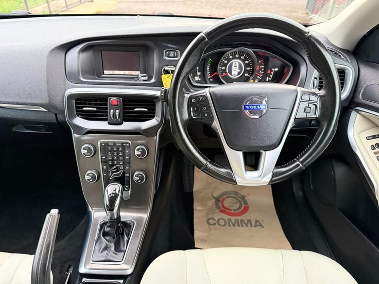 2013 Volvo V40 D3 SE 5dr Geartronic HATCHBACK Diesel Automatic