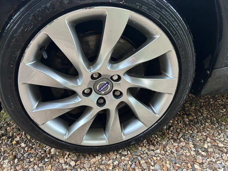 VOLVO V70 2.4 D5 SE Lux 2014