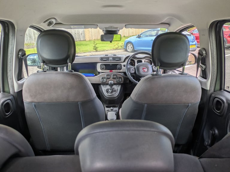 Fiat, PANDA, CROSS  Hatchback, 2018, Manual, 1242 (cc), 5 doors