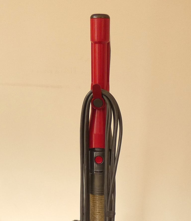 Dyson DC40 Roller Ball Upright Vacuum Cleaner Excellent