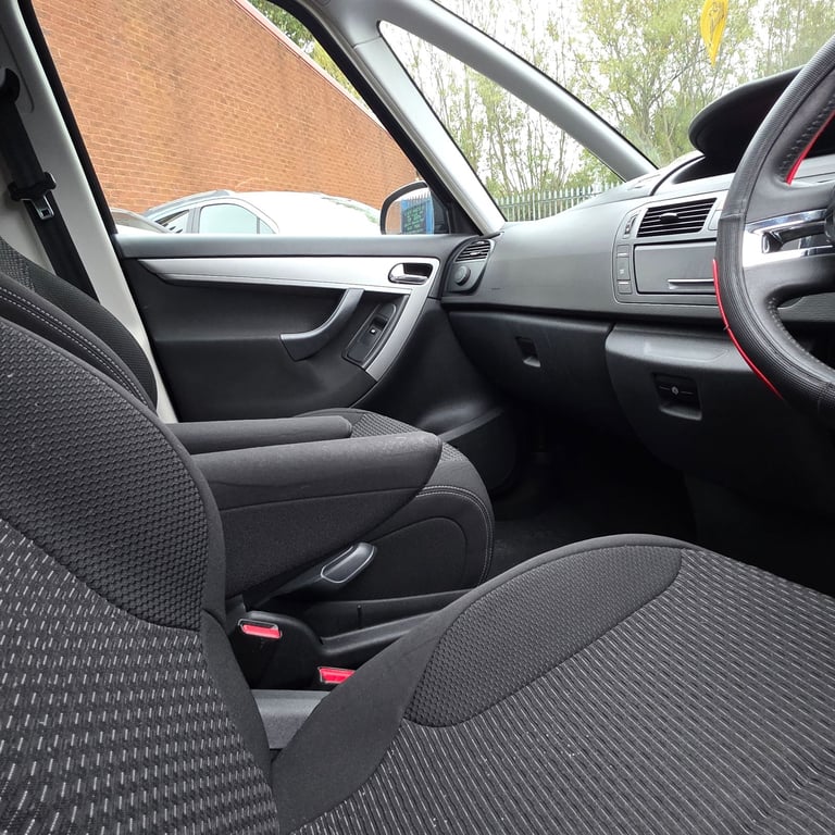 CITROEN C4 PICASSO E-HDi EDITION 1.6 DIESEL 110 BHP AUTOMATIC GEARBOX YEAR 2012 EXCELENT CONDTION!!!
