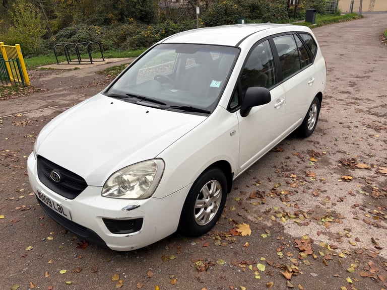 Kia, CARENS, MPV, 2009, Manual, petrol 1900cc Caz complaint 