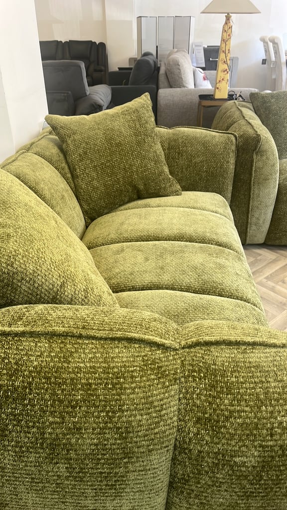 Bubble sofa set 3&2 RRP £3,699