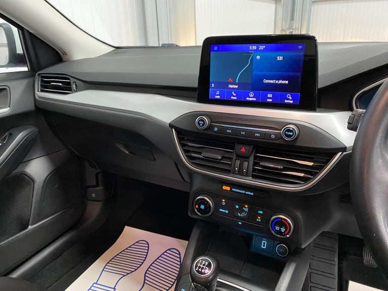 2019 Ford Focus 1.0T EcoBoost Zetec Euro 6 (s/s) 5dr HATCHBACK Petrol Manual