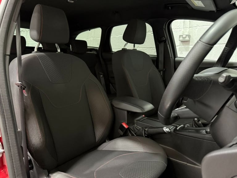 2016 Ford Focus 1.5 TDCi EcoBoost ST-Line Estate 5dr Diesel Manual Euro 6 (s/s) (120 ps) Estate D...