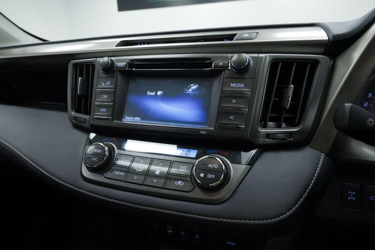 2014 Toyota RAV4 2.0 D-4D Invincible 5dr ESTATE DIESEL Manual