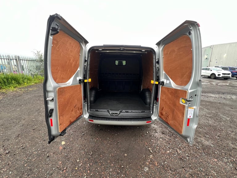 FORD TRANSIT CUSTOM 2.0 EcoBlue 130PS L2H1 DOUBLE CAB LIMITED 2021 21 REG £13995