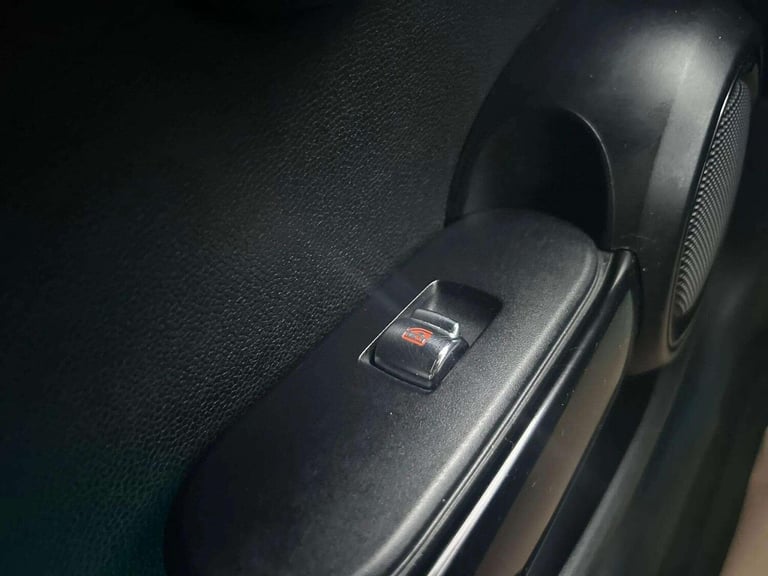 2016 MINI Convertible 1.5 Cooper D Euro 6 (s/s) 2dr CONVERTIBLE Diesel Manual